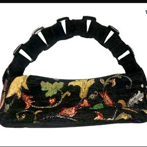 VINTAGE BLACK VELVET BEADED EVENING PURSE